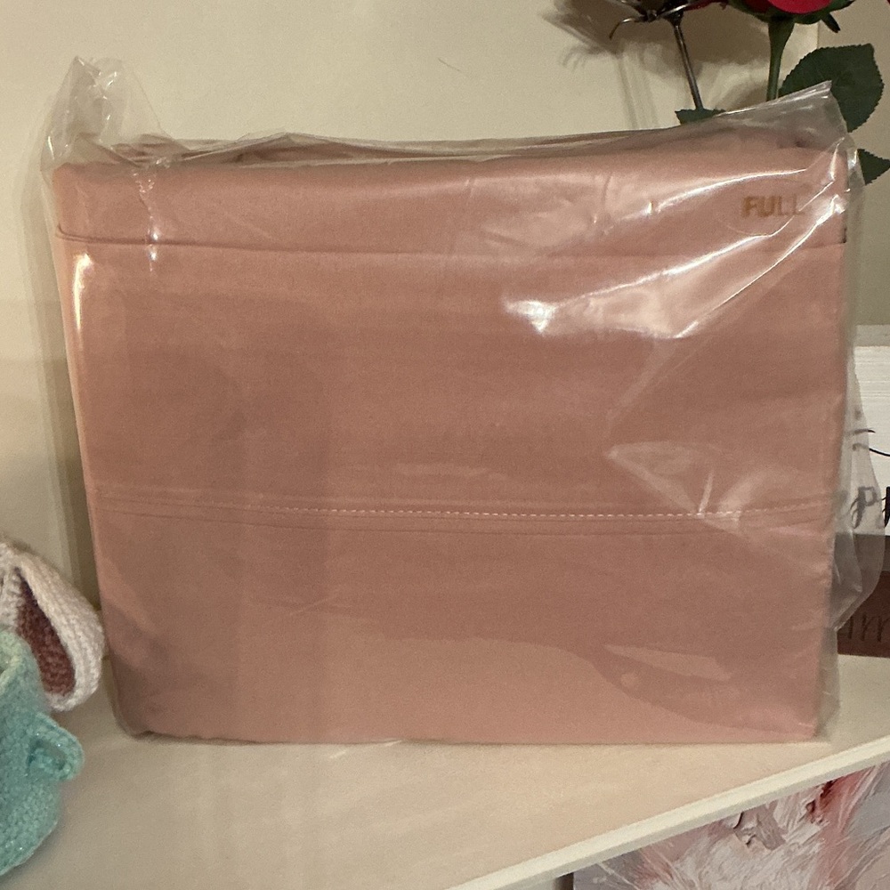 Sheet set brand new in package